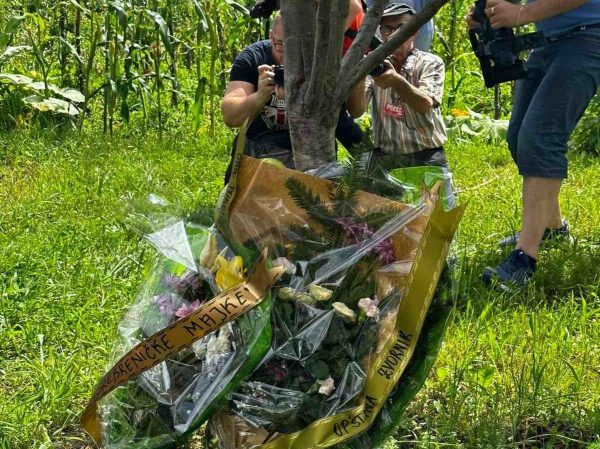 Srebrenica Mothers Commemorate 1,300 Men Killed in Mass Execution Srebrenica Mothers Commemorate 1,300 Men Killed in Mass Execution