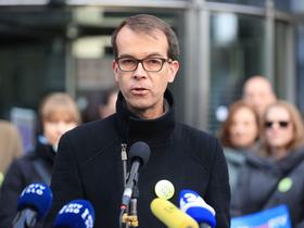"Politični prevzem dokazuje, da v na&scaron;i državi ne delujejo osnovni vzvodi pravne države"