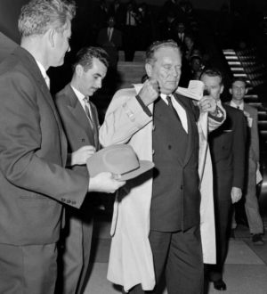 Je li Josip Broz Tito želio da Jugoslavija proizvede atomsku bombu? Kratak odgovor na to pitanje glasi: ‘Da!‘. Pogledajte zašto od toga na kraju nije bilo ništa
