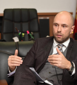 Dva populizma zarobila Crnu Goru