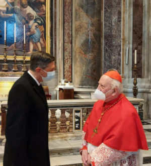 Pahor ob 30. obletnici vzpostavitve diplomatskih odnosov obiskal papeža