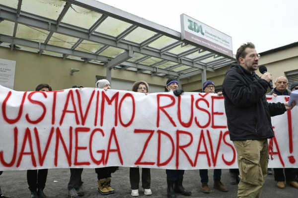 Dan pred zdravni&scaron;ko stavko Glas ljudstva napoveduje veliko stavko bolnikov