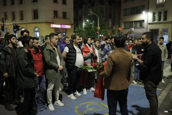 Pristalice Erdogana u Sarajevu odale počast Azri Spahić na mjestu stradanja