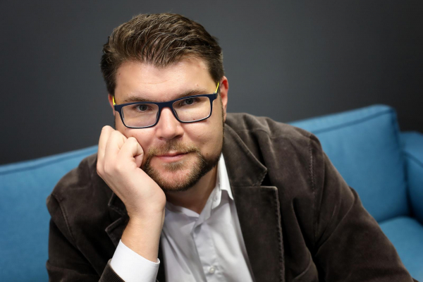 Veliki razgovor s Peđom Grbinom. 'Čak i ako Plenković nije direktno umočen u afere, svima je sve dopustio. A samo SDP može maknuti HDZ' Veliki razgovor s Peđom Grbinom. 'Čak i ako Plenković nije direktno umočen u afere, svima je sve dopustio. A samo SDP može maknuti HDZ'