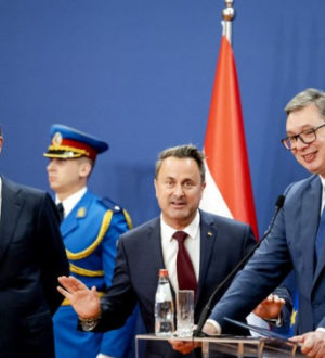 Politika & Kriminal
Dva EU čelnika kod Vučića zbog krize na Kosovu: ‘Vidimo da je ovo i dalje bure baruta, ne treba puno vatre za eksploziju’