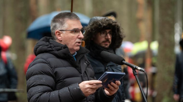 Lotrič na Osankarici: V nemirnem svetu, polnem konfliktov, ne smemo stati križem rok Lotrič na Osankarici: V nemirnem svetu, polnem konfliktov, ne smemo stati križem rok