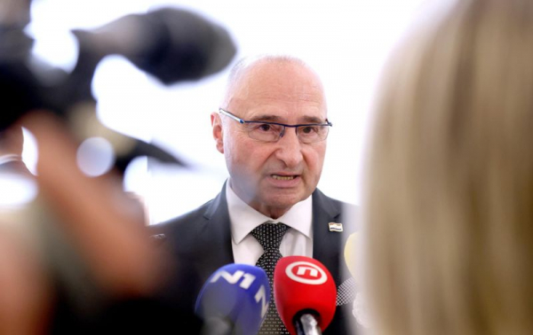 
                Hrvatska se nije pridružila sporazumu za pomoć Ukrajini. Grlić Radman za sve krivi Milanovića
              