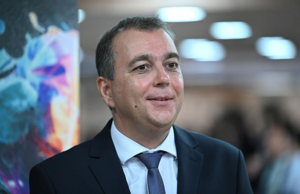 Skup&scaron;čina ZZZS za generalnega direktorja zavoda imenovalaRoberta Ljolja