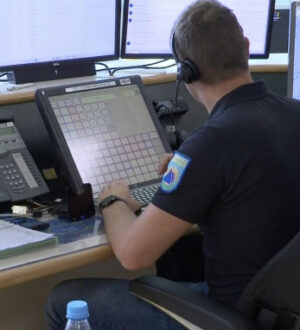 Dispečerji številke 112 še vedno stavkajo in opozarjajo na neustrezno vrednotenje svojega dela