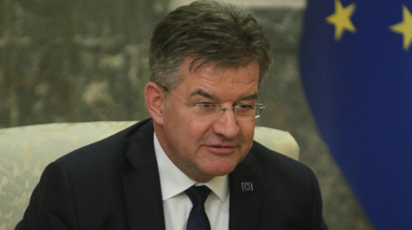 Lajčak sa Hilom u Briselu o dijalogu Beograda i Prištine Lajčak sa Hilom u Briselu o dijalogu Beograda i Prištine