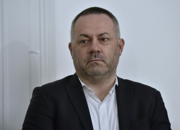 Be&scaron;ič Loredan že drugič ni prevzel poziva DVK-ja, ali želi postati nadomestni poslanec v DZ-ju