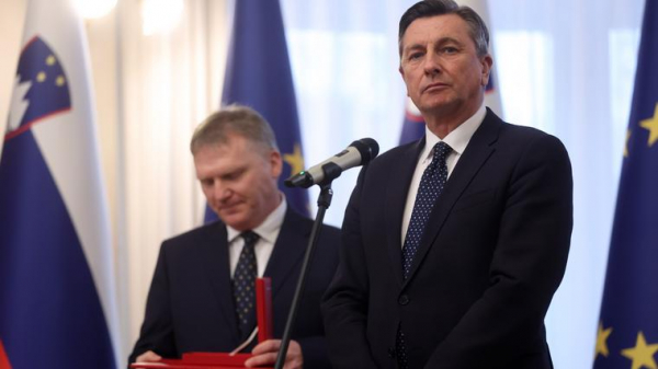 Pahor zlati red za zasluge Jožeta Pučnika po 16 letih izročil sinu Gorazdu