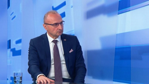 Grlić Radman: Milanović je radio na političkoj dehumanizaciji Hrvata u BiH 2000. godine, sada ih ponovo diskriminira Grlić Radman: Milanović je radio na političkoj dehumanizaciji Hrvata u BiH 2000. godine, sada ih ponovo diskriminira