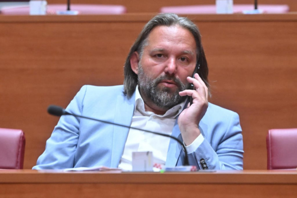 SDP-ovac će &lsquo;dobiti po džepu&lsquo;: skupio je najvi&scaron;e neopravdanih, pogledajte koliko je izostao iz Sabora
