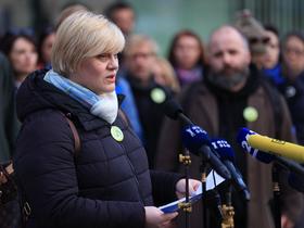 "Politični prevzem dokazuje, da v na&scaron;i državi ne delujejo osnovni vzvodi pravne države"