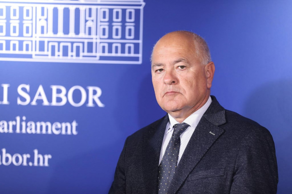&lsquo;Za dom spremni&lsquo; saborskog zastupnika Damira Biloglava je kr&scaron;enje zakona i Ustava. I &scaron;to sad? Postoje li sankcije?
