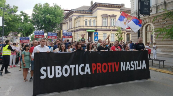 Održan prvi protest &ldquo;Subotica protiv nasilja&rdquo;: Subotičani imali i lokalne zahteve