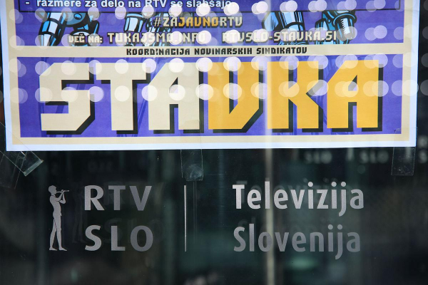 "Politični prevzem dokazuje, da v na&scaron;i državi ne delujejo osnovni vzvodi pravne države"