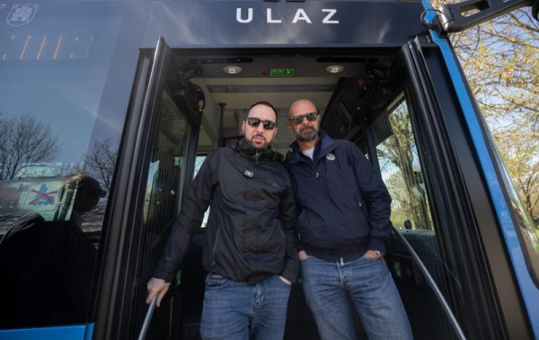 
                Foto. U Zagrebu u promet pu&scaron;ten prvi električni autobus: 'Uvodimo nove standarde i trendove'
              