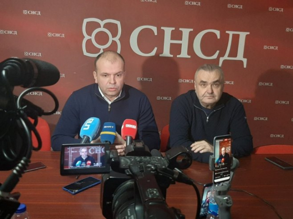 SNSD se takmičio sam sa sobom, pobjedu proglasili u 07:05