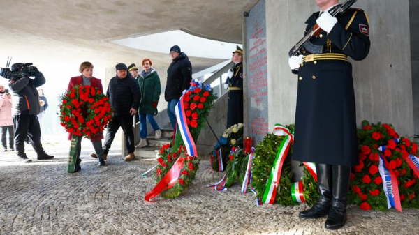 Robert Golob: Najsvetlej&scaron;e prizore slovenske zgodovine zaznamuje enotnost